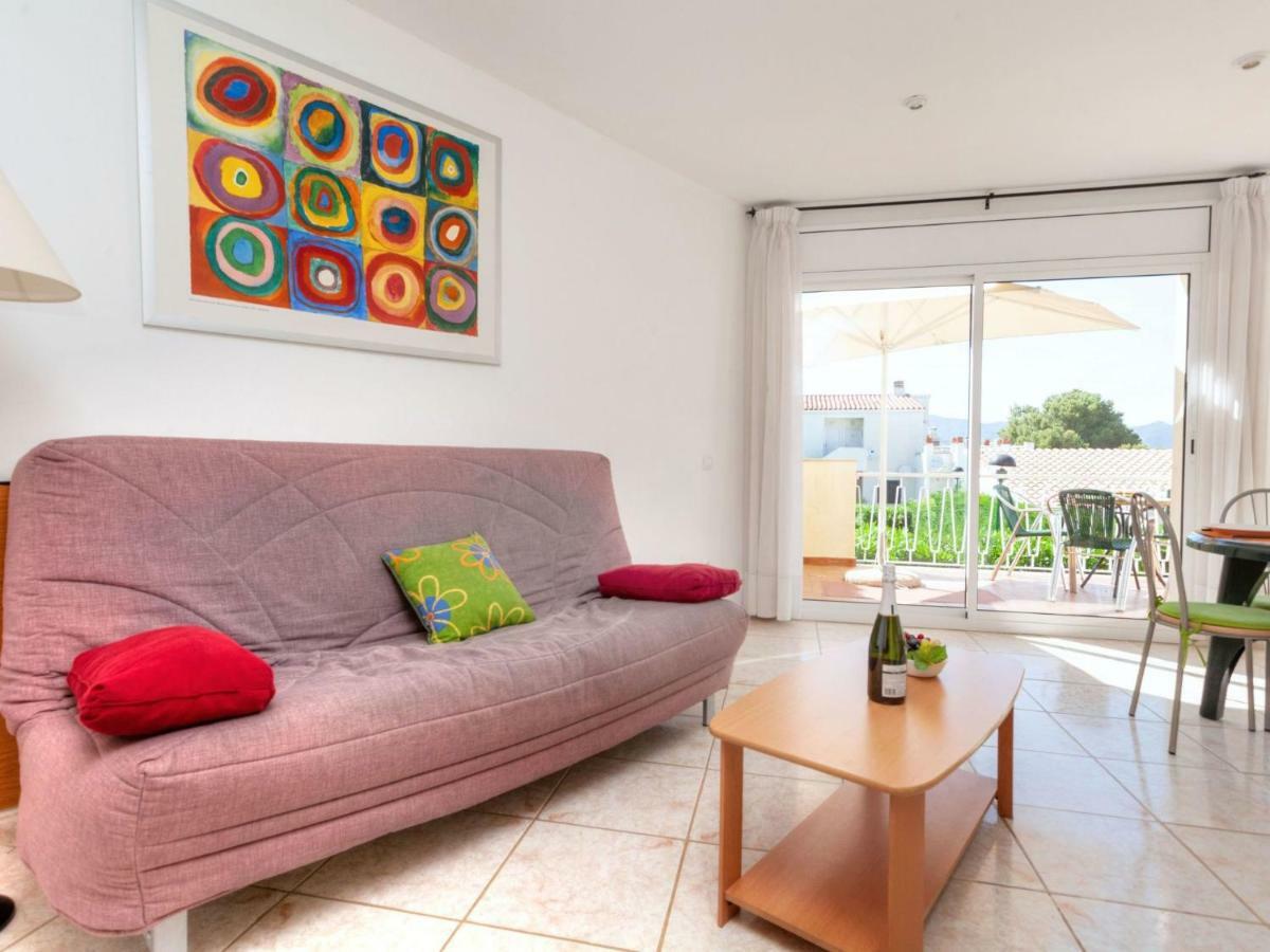 Apartment Palmiers I-1 By Interhome Llanca Exterior photo